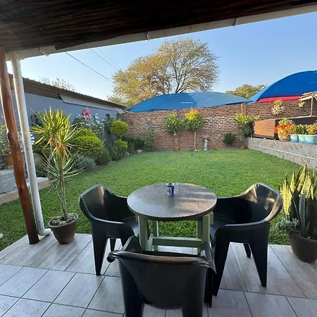 Paul & Mollie'S Guest House Brits Exterior foto